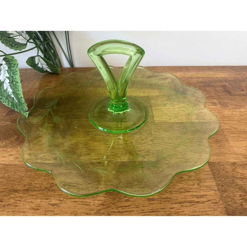 Vintage Uranium Glass‎ Floral Etched Handled Serving Tray Scalloped Edge Deco